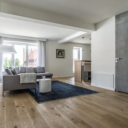 Plenty Apartment *